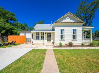 501 W SAN ANTONIO ST, Fredericksburg, TX 78624