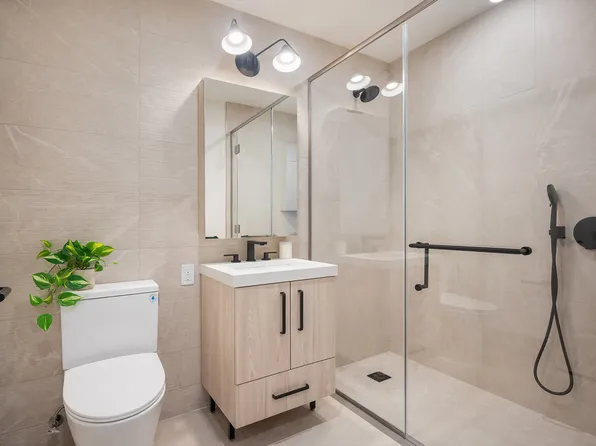 75 Dupont Street image 6 of 31