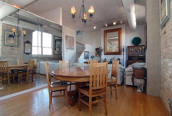 5th image of 1158 W Armitage Ave APT 307