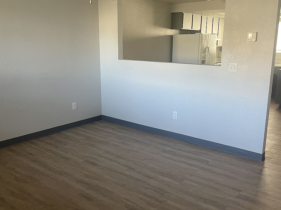 Godina Real Estate LLC SE 6th Ave, 4Plexes 677 677 SE 6th Ave