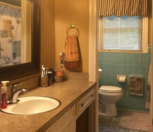 4th image of 202 White Oaks Dr