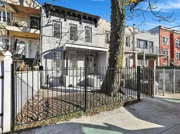 357 Atkins Avenue image 1 of 12