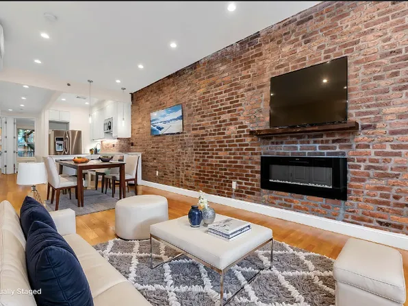 341 West 48th Street image 1 of 6