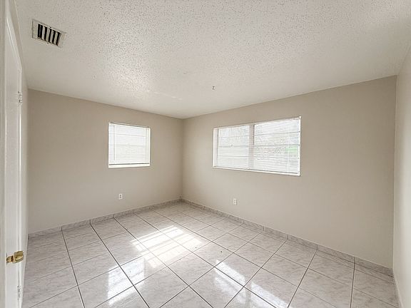 4th image of 1264 Melaleuca Ave