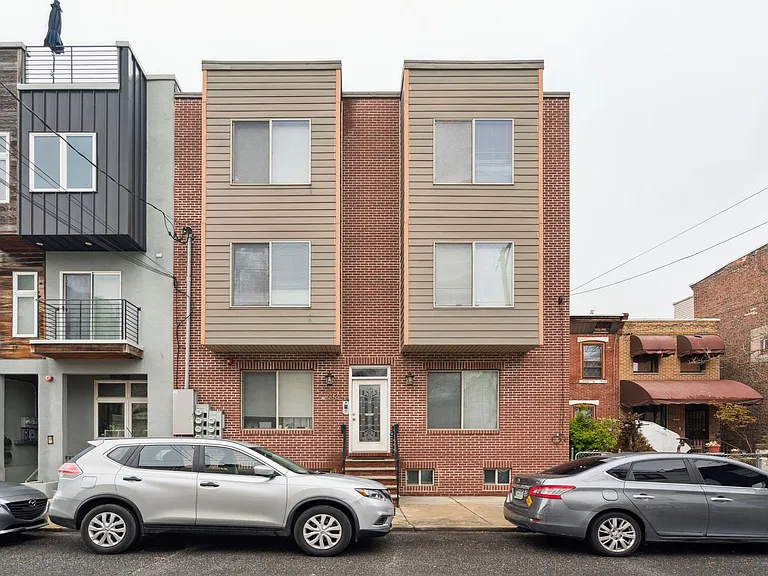 1633 Carpenter St — Photo 31
