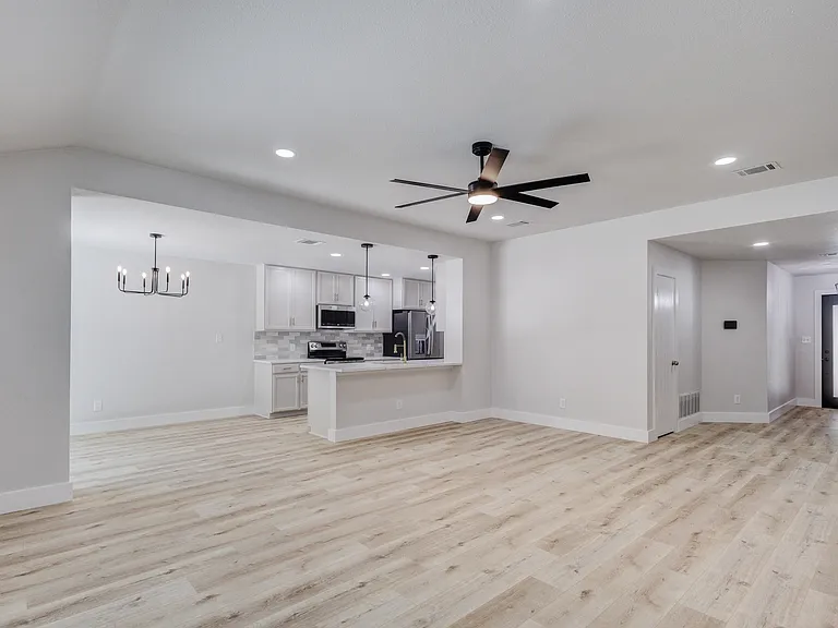 3304 Teasbend Ct — Photo 14