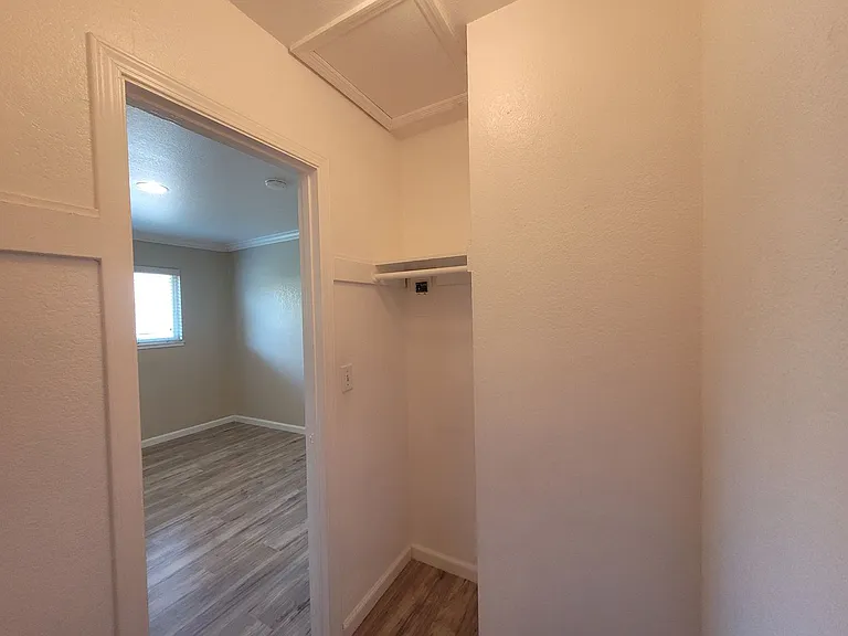 All Single Story Apartment Community — Photo 39