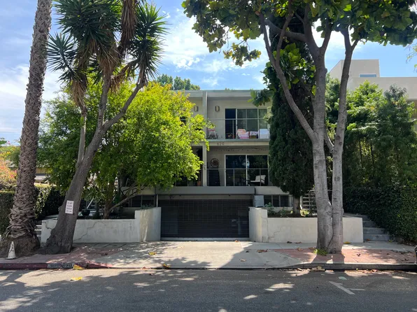 622 Westmount Dr APT C, West Hollywood, CA 90069