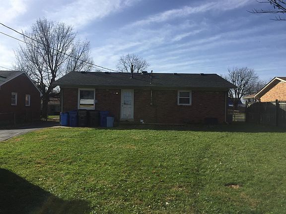 4th image of 479 Sandalwood Dr