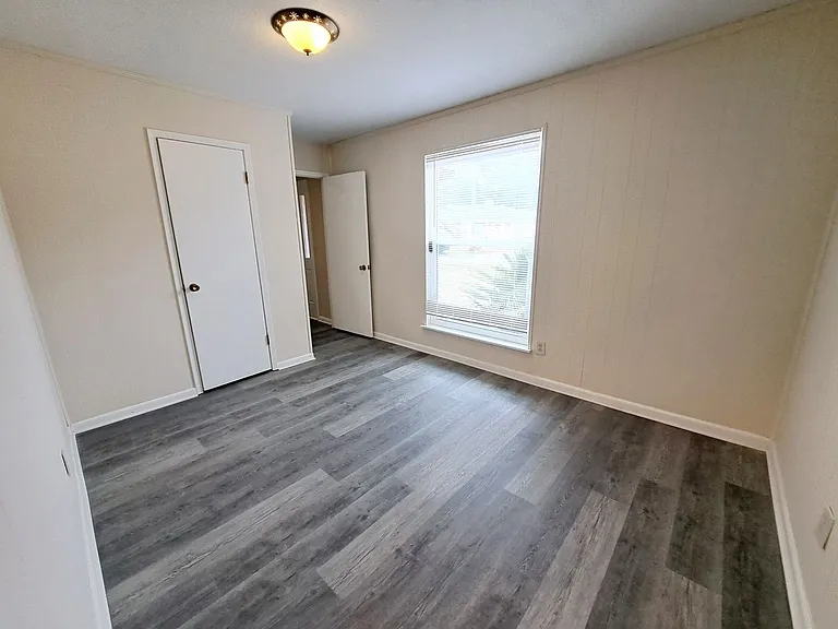7819 Hearthstone Cir — Photo 13