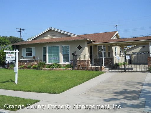 1st image of 1003 W Autumn Dr