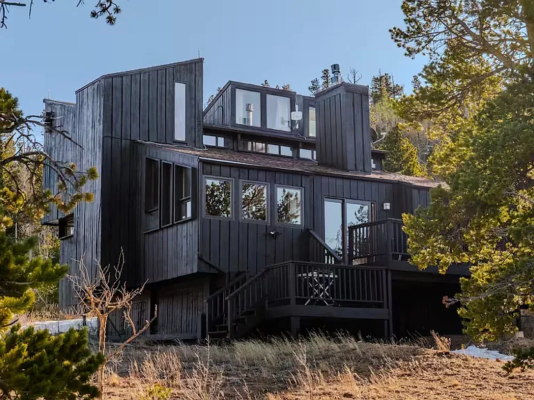 90 Peakview Dr — Photo 2