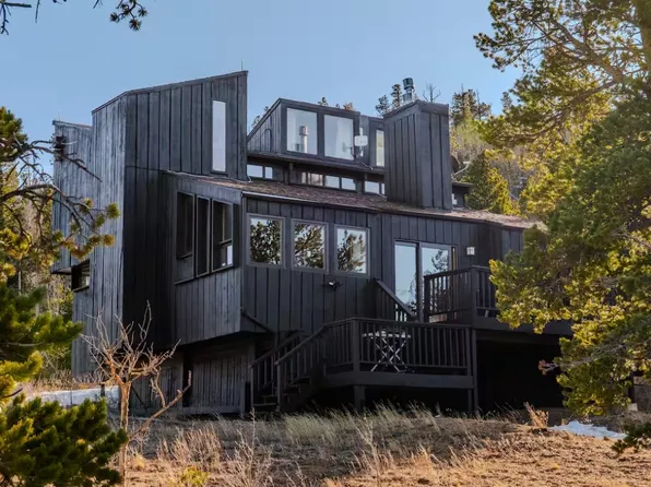 90 Peakview Dr, Nederland, CO 80466