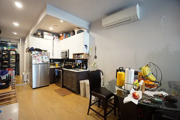 Rented by Rennit Inc. | media 2