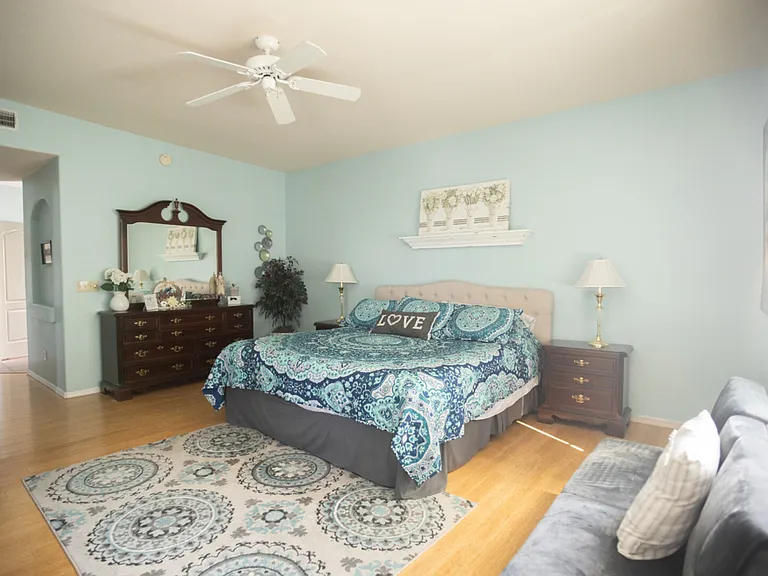 N Platte Dr — Photo 17