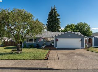 691 NE 5th St, Willamina, OR 97396