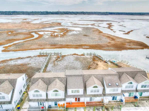 7214 Fiddler Bay Ln, Chincoteague, VA 23336