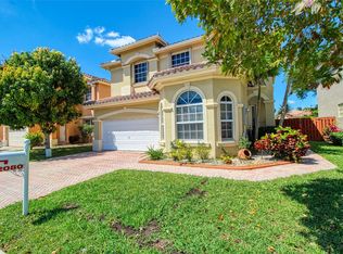 2080 NW 99th Ave, Pembroke Pines, FL 33024