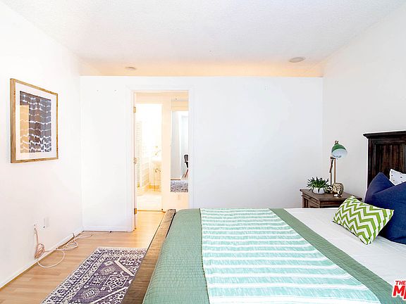 4th image of 514 S Harvard Blvd APT 309
