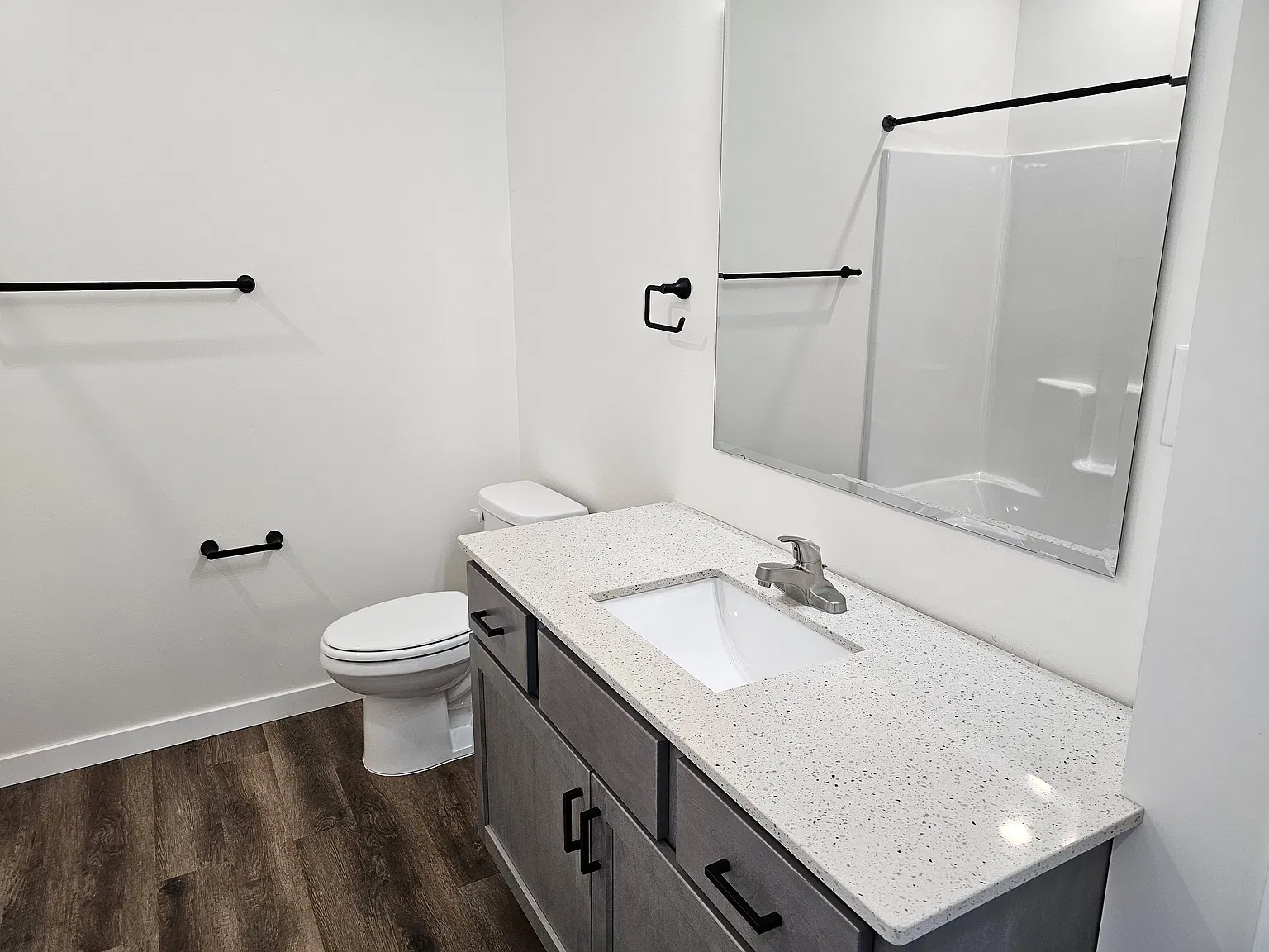 105 Michael Ct NW — Photo 4
