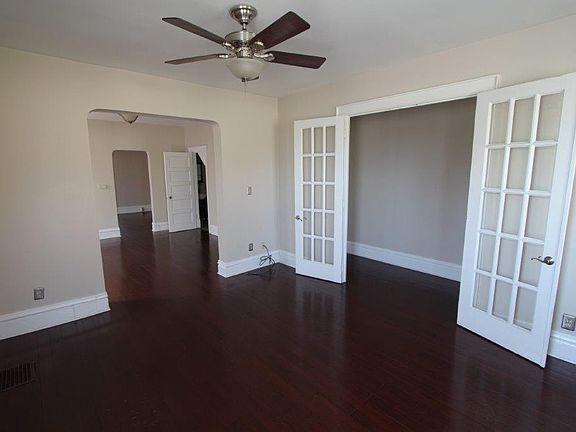 2nd image of 25 N 21st St