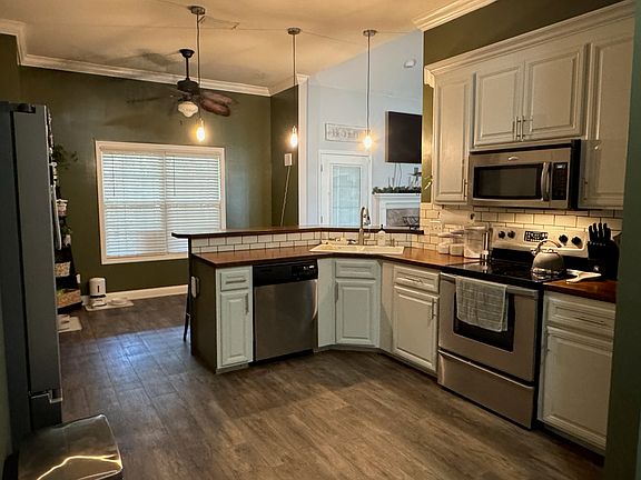 4th image of 4301 Summer Hill Pl