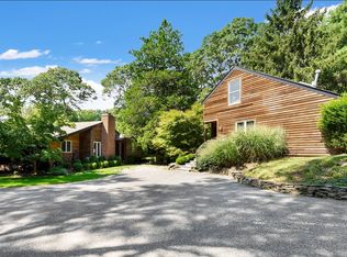 300 N Sea Mecox Rd, Southampton, NY 11968
