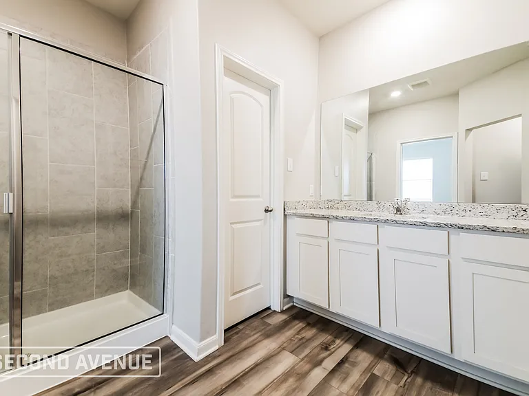 2020 Jeanine Dr — Photo 16