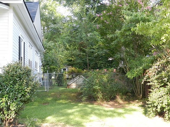 Right side yard