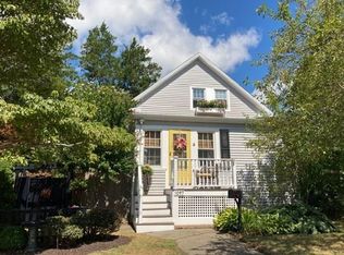 1097 Tacoma St, New Bedford, MA 02745