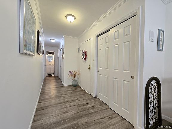 2nd image of 460 Old Town Road #5B