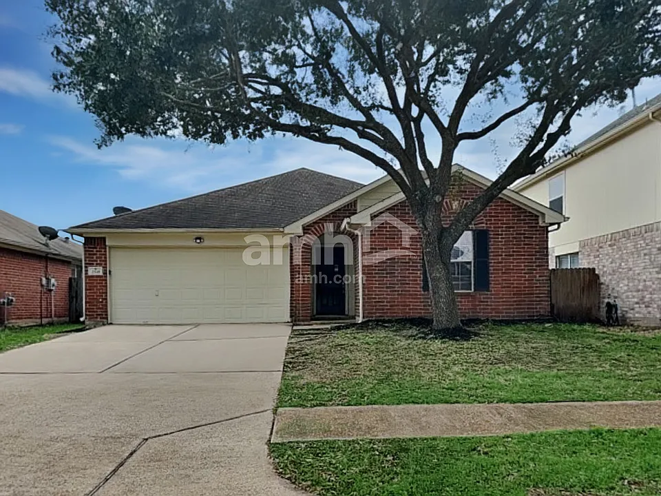 2518 Halstead Dr