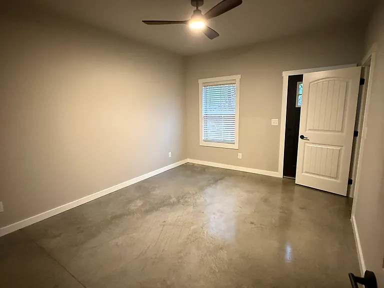 507 Jackson Ave #1 — Photo 6