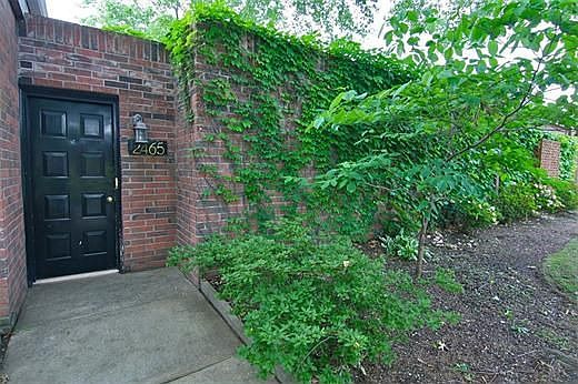 2465-E-73-Place-Esplanade-Condominuim-for-sale-Tulsa-OK-one-1-level-patio-home-oru-oral-roberts-university