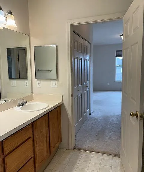 1452 Fox Pointe Cir — Photo 13