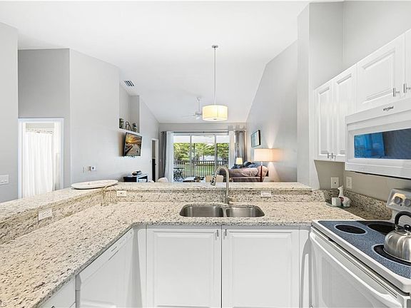 4th image of 5455 Worthington Ln APT 202