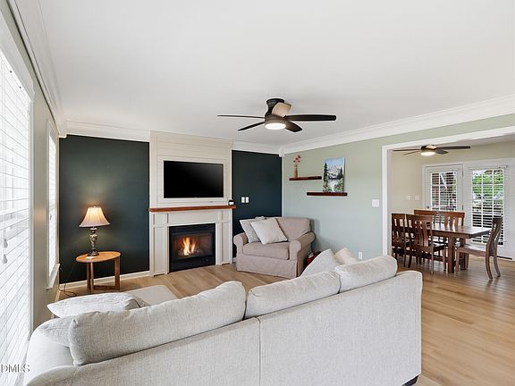 4th image of 20 Blairwood Dr