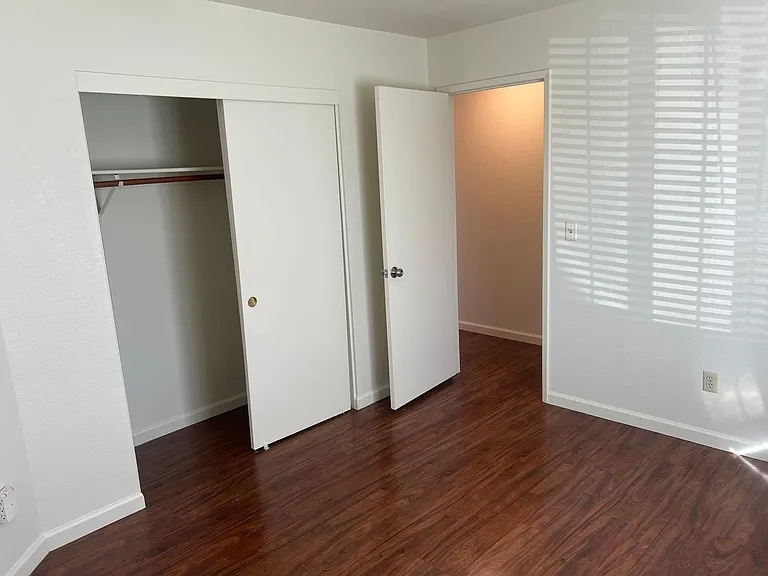 8129 Scenic Hills Way — Photo 10