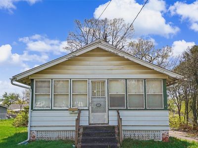 1424 Douglas Ave, Des Moines, IA, 50313