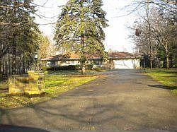 2nd image of 3240 Harmon Dr