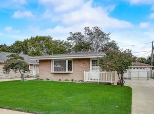 1632 Mackinac Ave, South Milwaukee, WI 53172