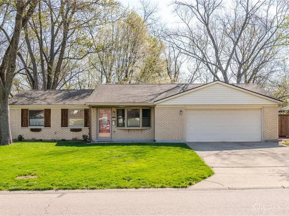 205 Waterford Dr, Dayton, OH 45458