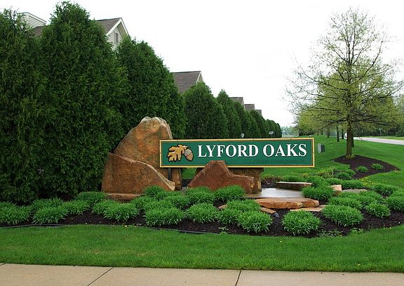 2nd image of 1120 Trowbridge Ln #0