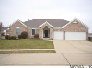 200 Azalea Ct, O'Fallon, IL 62269