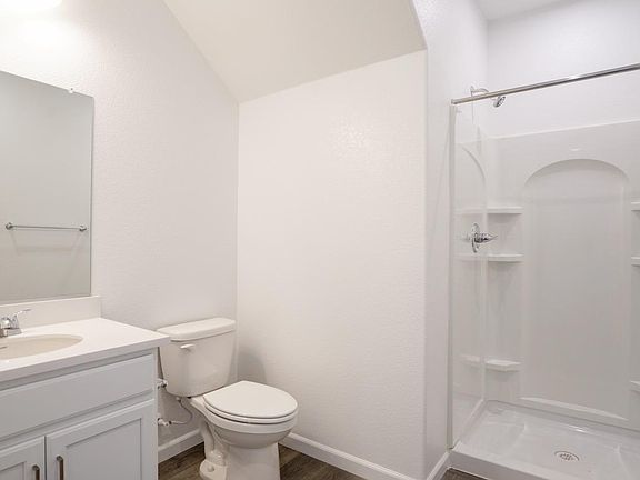 5th image of 903 Arneis Avenue