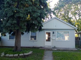 7520 Catalpa Ave, Hammond, IN 46324