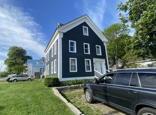 25 Ocean St #D, Rockland, ME 04841