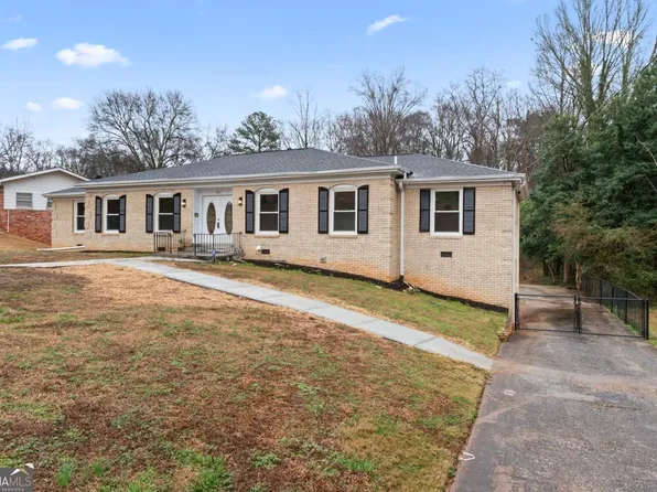 2427 Kings Park Cir, Decatur, GA 30034