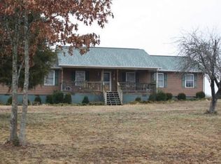 181 Carpenter Rd, Calhoun, GA 30701