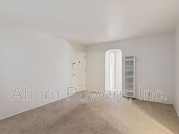 4th image of 2715 D St APT 9